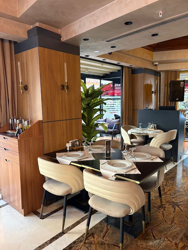 Beethoven Bistro Restaurant